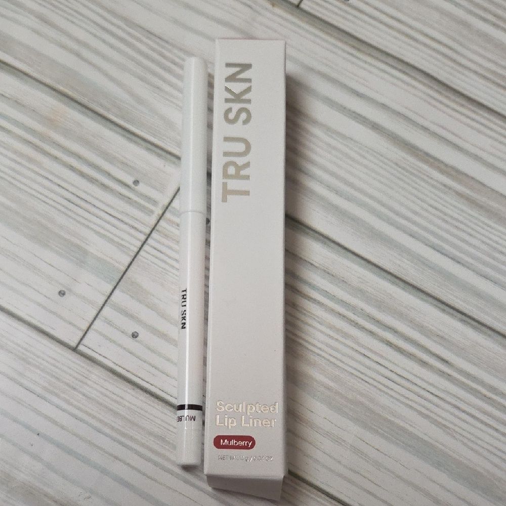 Tru Skn Sculpted Lip Liner In Mulberry